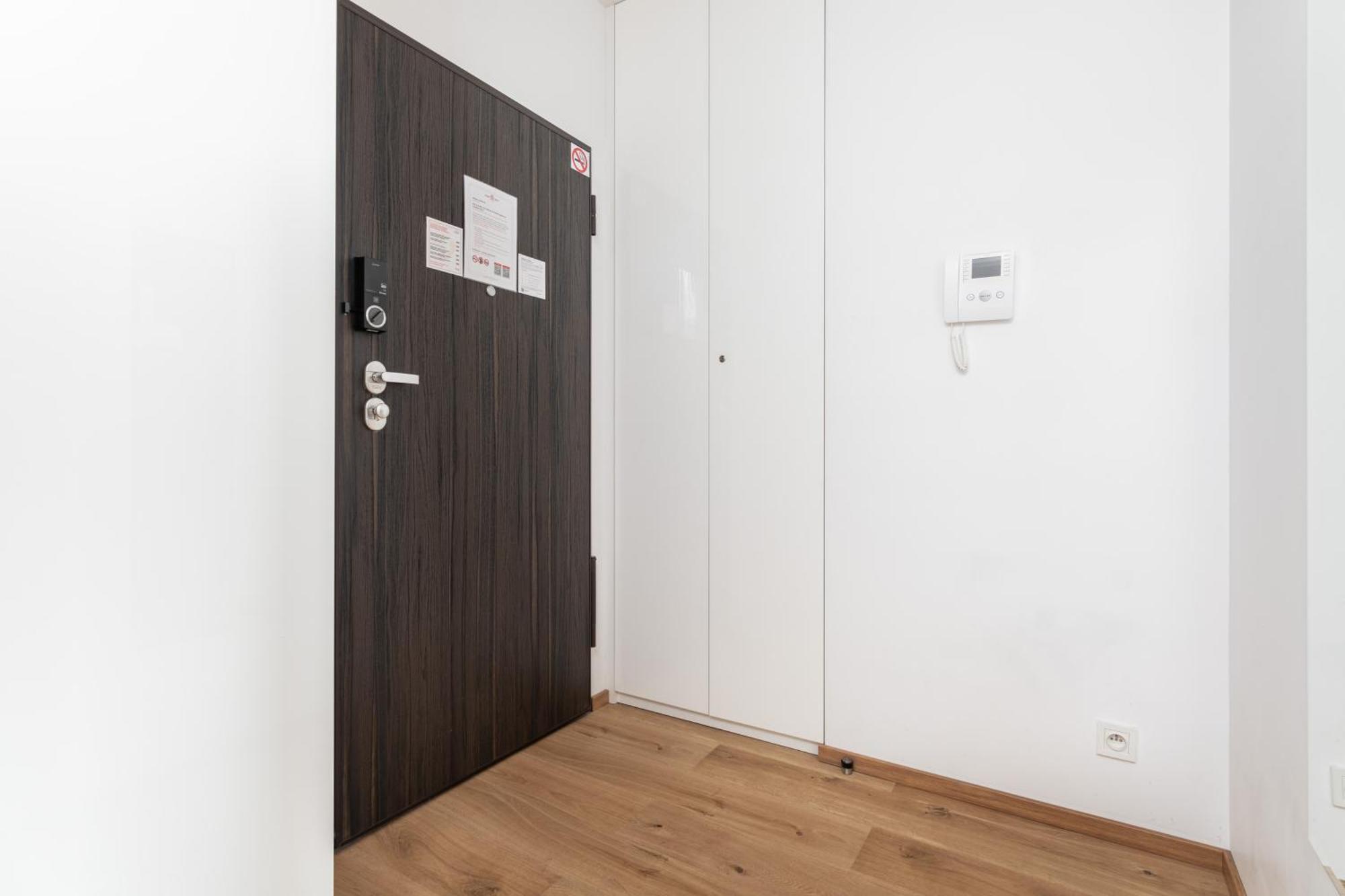 Superapart Grzybowska Apt 177 Warsaw Luaran gambar